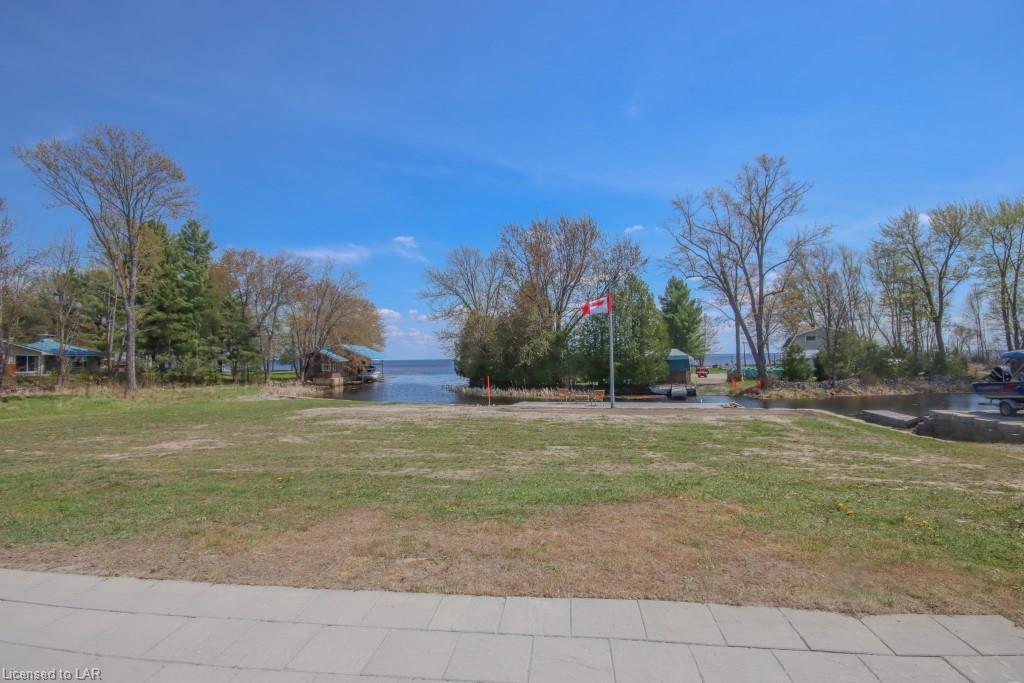 Sublime Living On Water , Waterfront Retreat!, Ontario    - Photo 20 - RP5156326862