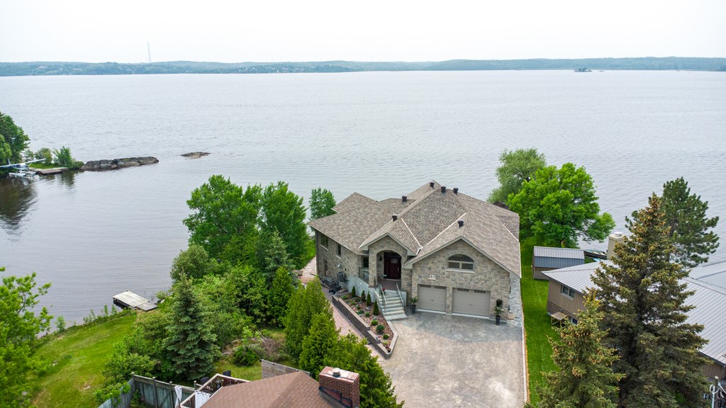 The Home Of Your Dreams - The Place For Passion..., The Time Of Your Life!, Ontario   - Photo 3 - RP3929255204